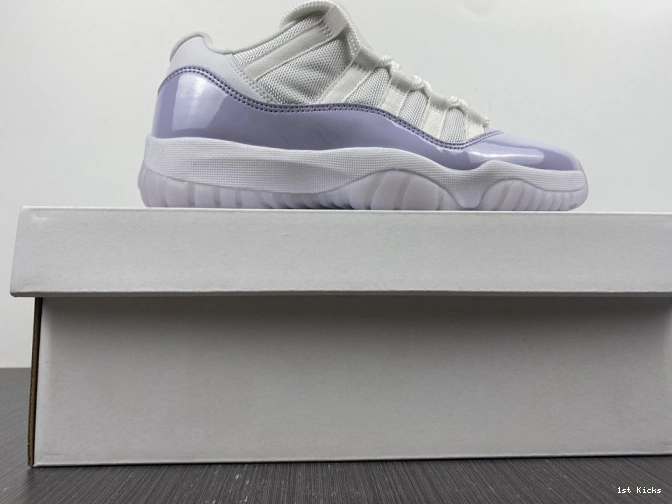 Jordan Low 11 Air AH7860-101 Violet WMNS Pure 0807